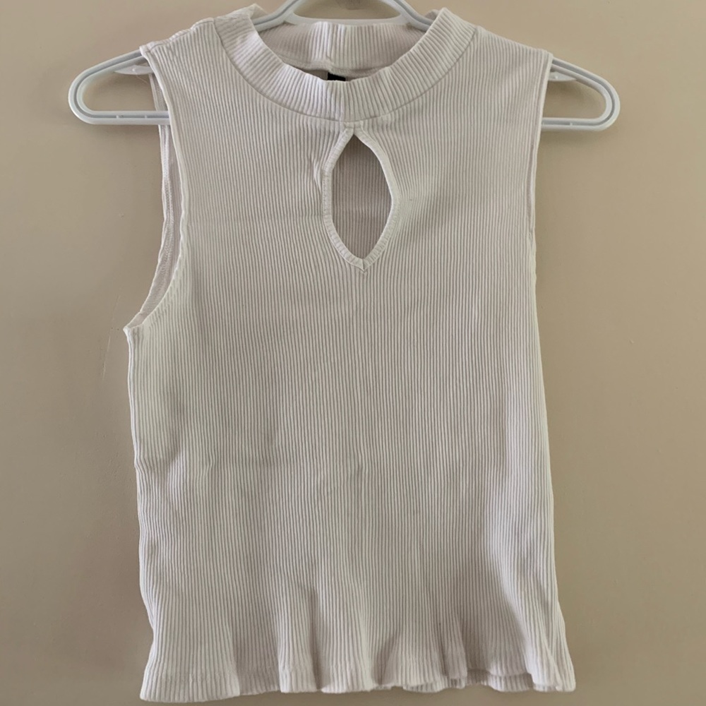 🌴H&M Cute White Tank Top🌴